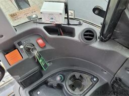 JCB Fastrac 4220 iCON