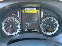 DAF LF 210 + LOADLIFT + 12 TON + BOX 7,10 METER + S...