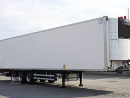 Lamberet refrigerated semi-trailer / Carrier