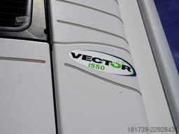 Lamberet reefer semi-trailer/ Carrier Vector 1550