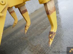 Caterpillar D7G Ex-army