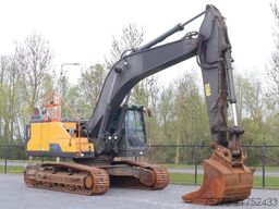 Volvo EC300EL | EC 300 EL | QUICK COUPLER | BUCKET