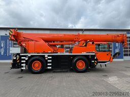 LIEBHERR LTM 1040-2.1 Autokran 4x4 *TOP Zustand