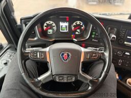 SCANIA R450 4x2 SZM mit ADR EXII - EXIII - FL- AT