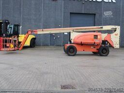 JLG 800AJ