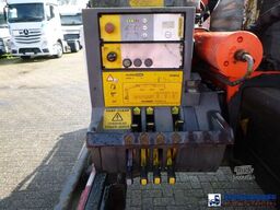 Mercedes-Benz Actros 2544 6x2 RHD + Palfinger crane PK8501