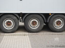 Schwarzmüller Walking floor semi-trailer / 2021 / 4 un