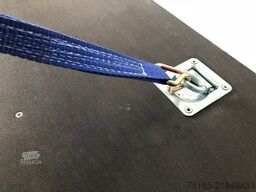 Blyss F1330HD mit Verkaufsklappe Kofferanhänger