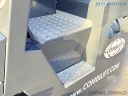 Combilift CB4000 GAS TRIPLEX 5200 POSITIONER