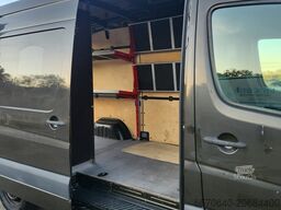 Mercedes -Benz Sprinter F37/33 311
