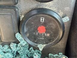 Volvo WE140B wheeled excavator with digging bucket