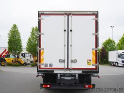 Renault D13 / 140 tho km !!! / Meat hooks