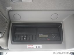 Renault D13 / 140 tho km !!! / Meat hooks