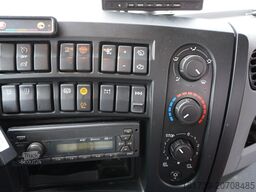 Renault C280 DTI 8 / FASSI crane 5.6T / 560 mth