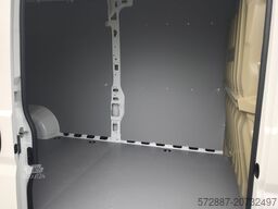 Peugeot Boxer 335 L3H2 BlueHDi 140 AHK,7