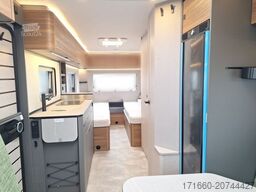 HYMER/ERIBA Eriba Novaline 495 Lulea Leaf, Truma Combi-4 E