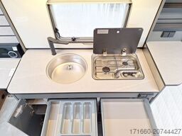 HYMER/ERIBA Eriba Novaline 495 Lulea Leaf, Truma Combi-4 E