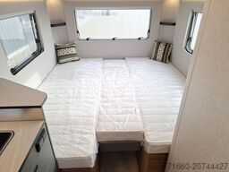 HYMER/ERIBA Eriba Novaline 495 Lulea Leaf, Truma Combi-4 E