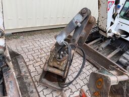 O&K RH1.48 / 4.680 KG / Greifer + 3 x Löffel