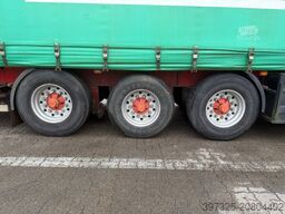 Kel-Berg Curtainsider / Planenauflieger / Gardin