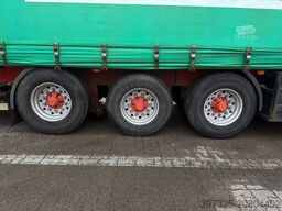 Kel-Berg Curtainsider / Planenauflieger / Gardin