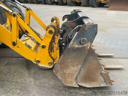 JCB 4CX
