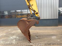 Komatsu PC180LC-7K