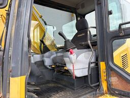 Komatsu PC180LC-7K
