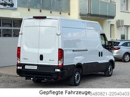 IVECO DAILY 35S18V L3H2 AUTOMATIK COMF-SITZ AHK 176 PS