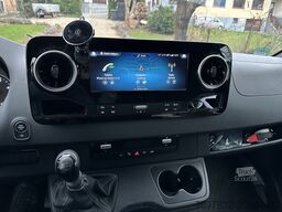 Mercedes-Benz Sprinter 317