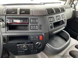 DAF CF 260 FA / Carrier Koeler - 30 gr / Chereau Fr...