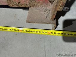 sonstige Ausgleichsbock für gekröpften Tieflader