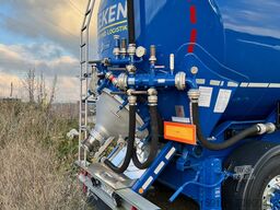 Spitzer SK 2748 CAL Kippsilo 48 m³ – Chemie