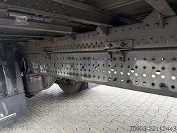 Mercedes-Benz Actros/ Antos 1827 L