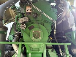 John Deere 8300