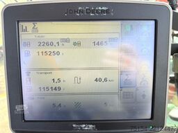 John Deere 8300