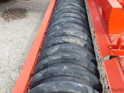 Kuhn Moduliner ML 2800 / HR 6004