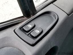 IVECO Daily 55S17W 4x4/ PRITSCHE 2,1M/ 7 SITZE/ AHK