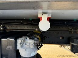 MAN TGX 26.470 Kühlkoffer 9,20 m LBW 1,5 T*THERMO