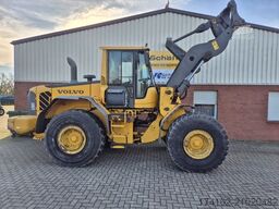 VOLVO L110F Radlader mit Schnellwechsler