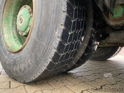 Mercedes-Benz 2635 6x4 2635 6x4, V8-Motor