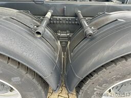 Iveco-Magirus X-Way AD300X46Z 6x4 X-Way AD300X46Z 6x4 mit Kran Atlas AK 206.4E-A2, Funk