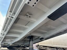 Iveco-Magirus X-Way AD300X46Z 6x4 X-Way AD300X46Z 6x4 mit Kran Atlas AK 206.4E-A2, Funk