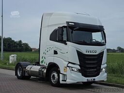 IVECO S-WAY AS440S46 LNG
