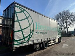 DAF XF 440 6 x 2 Volumencombi
