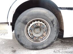 DAF 106XF 530 Space Cab