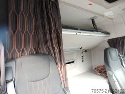 DAF 106XF 530 Space Cab