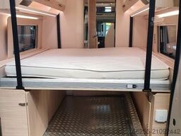 EURAMOBIL Van 635 HB, Heavy Chassis