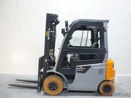 STILL RCE25 Triplex 3.+4. Ventil Kabine erst 3 Stunden