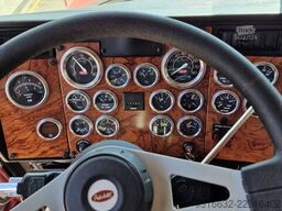 Peterbilt 379